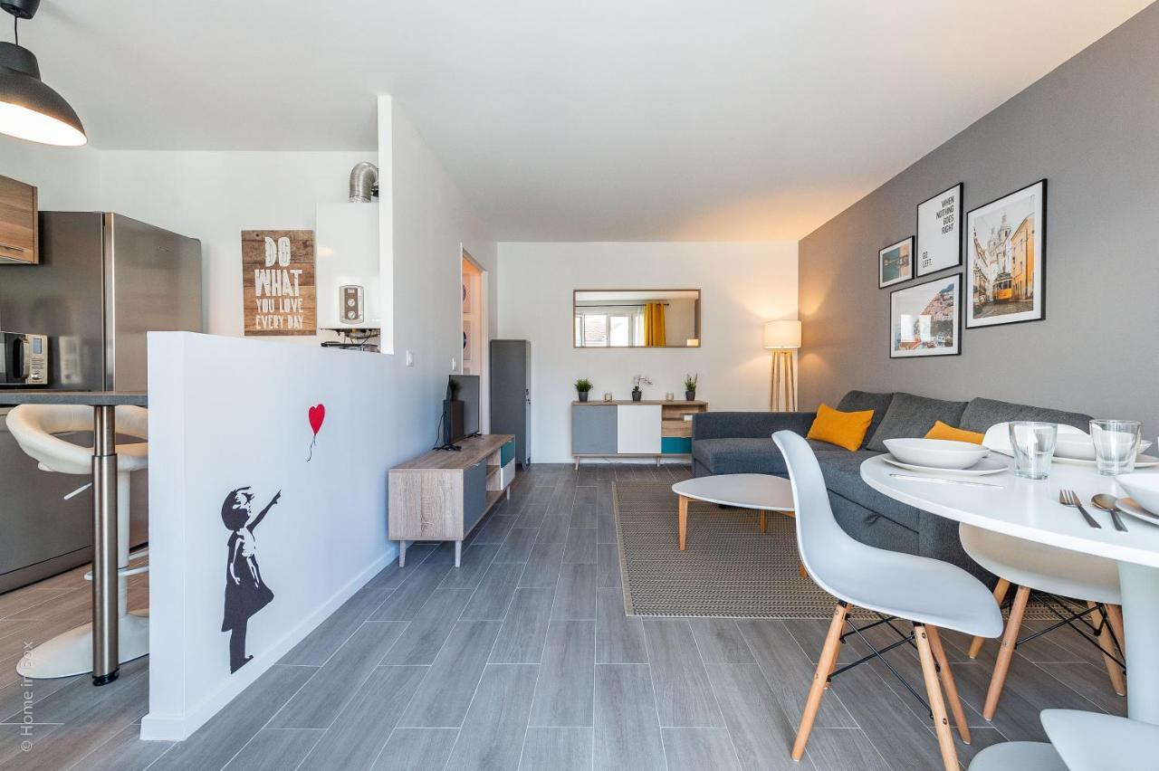 Magnifique Appartement Proche Gare - 8Min Disney Bussy-Saint-Georges Bagian luar foto